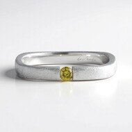 Zilveren ring met een I2 Gele Diamant (de Melo)
