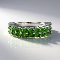 Anello in argento con Diopside Russo