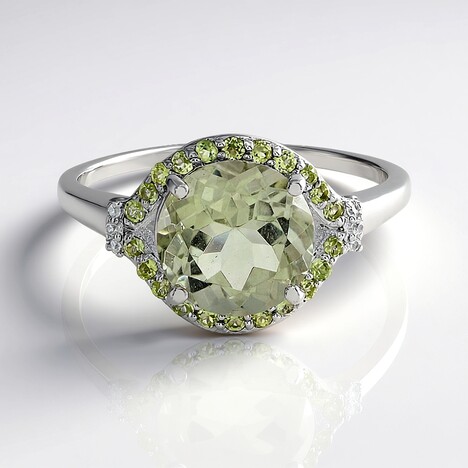 Anello in argento con Ametista Verde