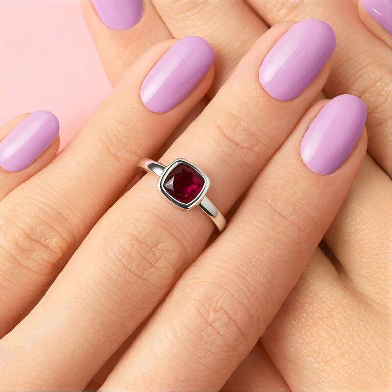 Anillo en plata con Rubí de Madagascar