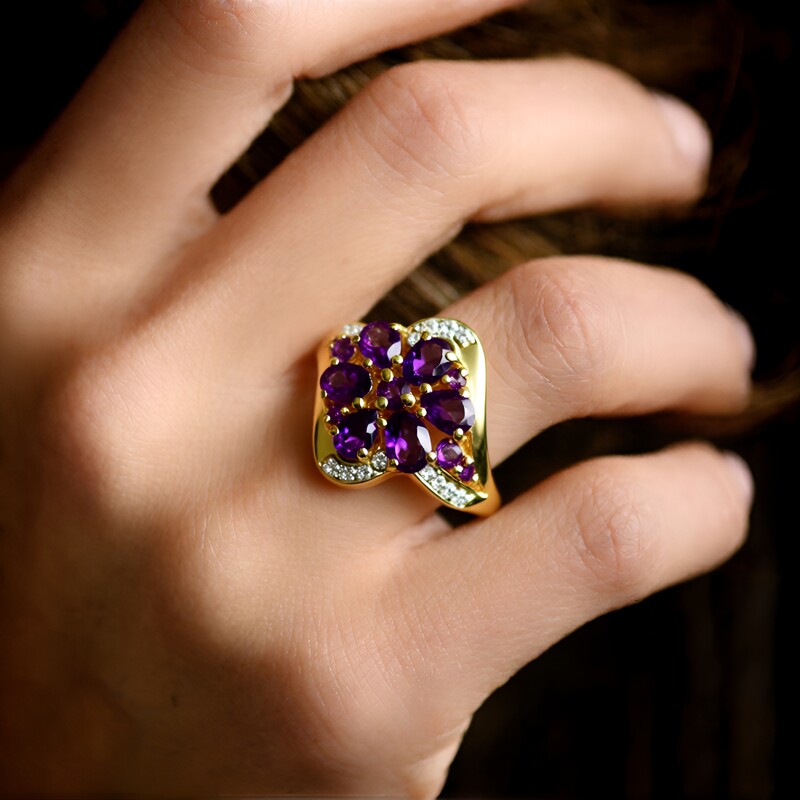 Anello in argento con Ametista