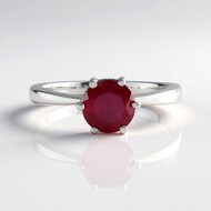 Anillo en plata con Rubí de Madagascar