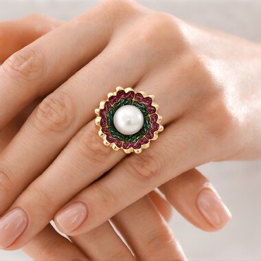 White Freshwater Pearl Silver Ring (Adela Silber)