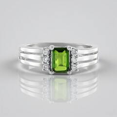 Anello in argento con Diopside Russo