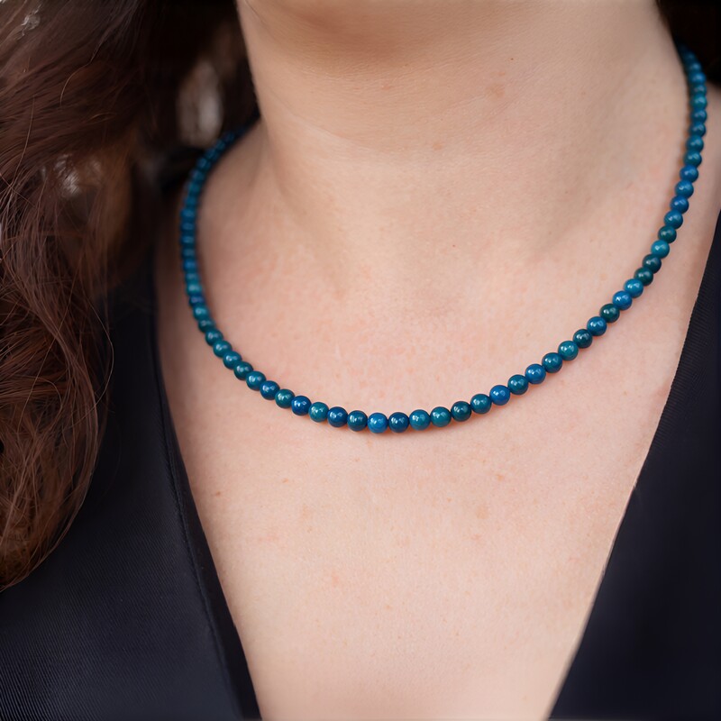 Collier en argent et Apatite bleu néon