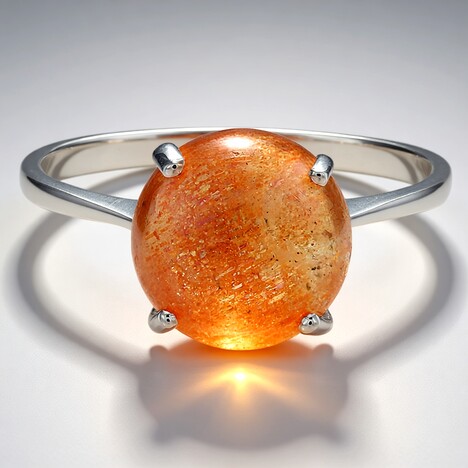 Anello in argento con Pietra del Sole