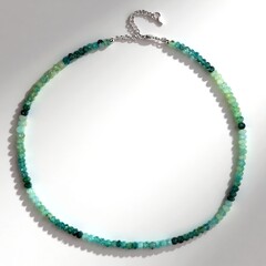 Collana in argento con Grandidierite