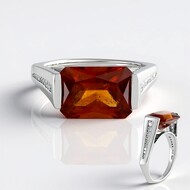 Bague en or et Grenat Hessonite (de Melo)