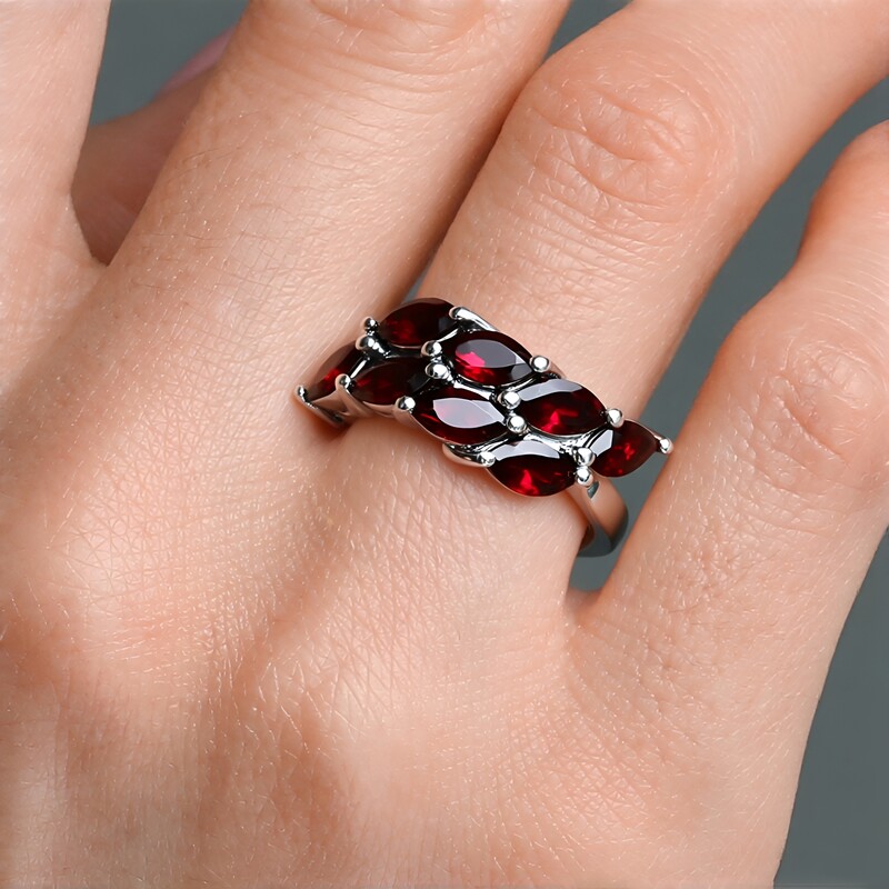 Mosambik-Granat-Silberring