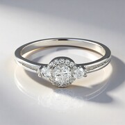 Anillo en plata con Zafiro blanco