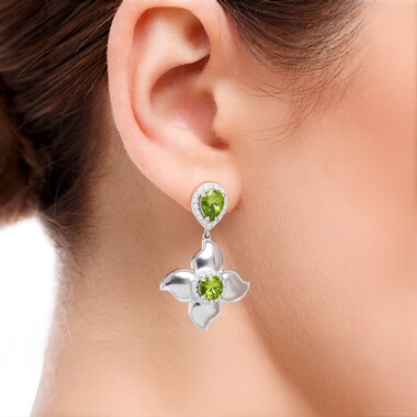 Pendientes en plata con Peridoto (Dallas Prince Designs)