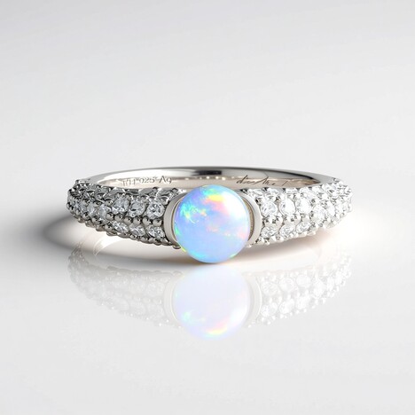 Anello in argento con Opale di Welo (de Melo Essence)