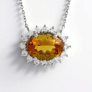 Collana in argento con Scapolite