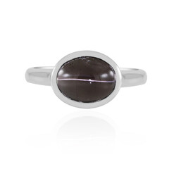 Zilveren ring met een kattenoog-sillimaniet