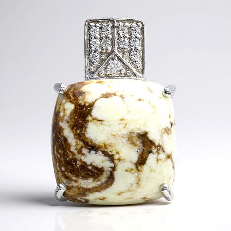 Ciondolo in argento con Magnesite