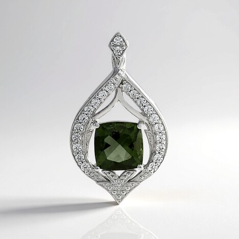 Ciondolo in argento con Moldavite