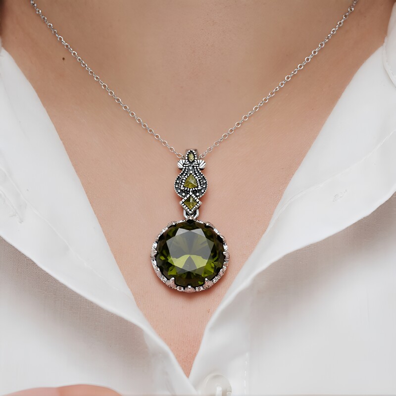 Labradorit-Silberanhänger (Annette classic)