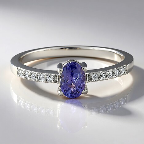 Anello in argento con Tanzanite