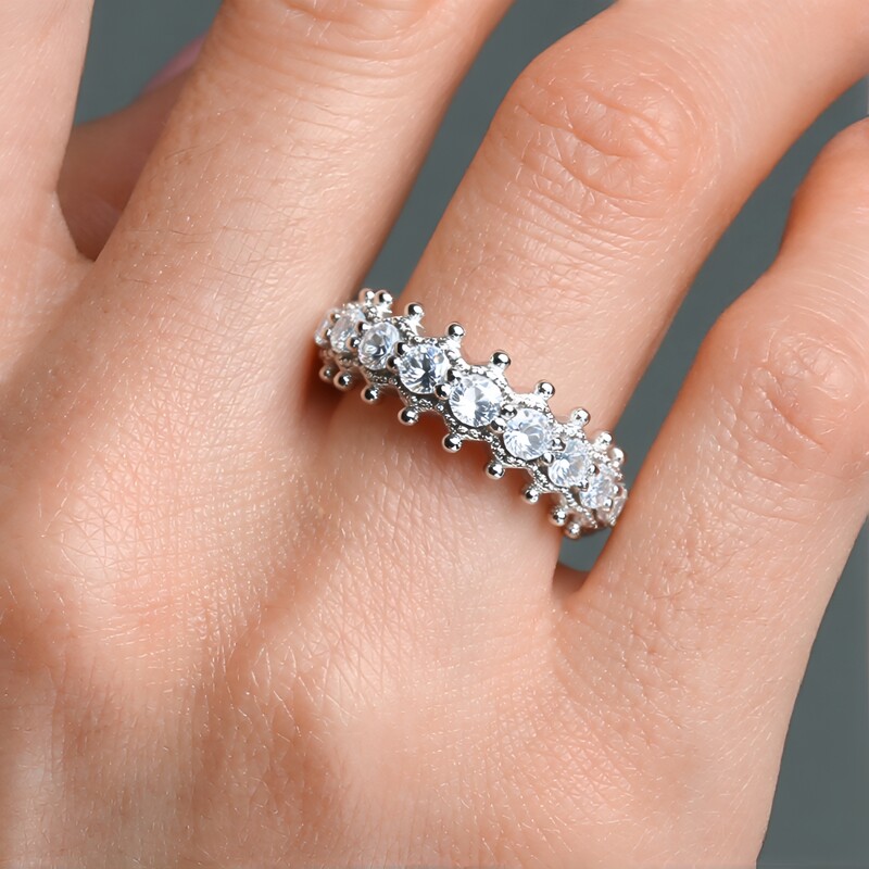 Anillo en plata con Zircón (Dallas Prince Designs)