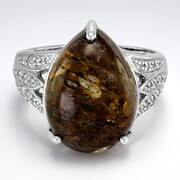 Anillo en plata con Cuarzo Dinosaurio