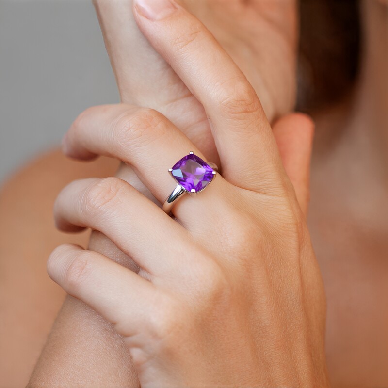 Anillo en plata con Amatista de Marruecos