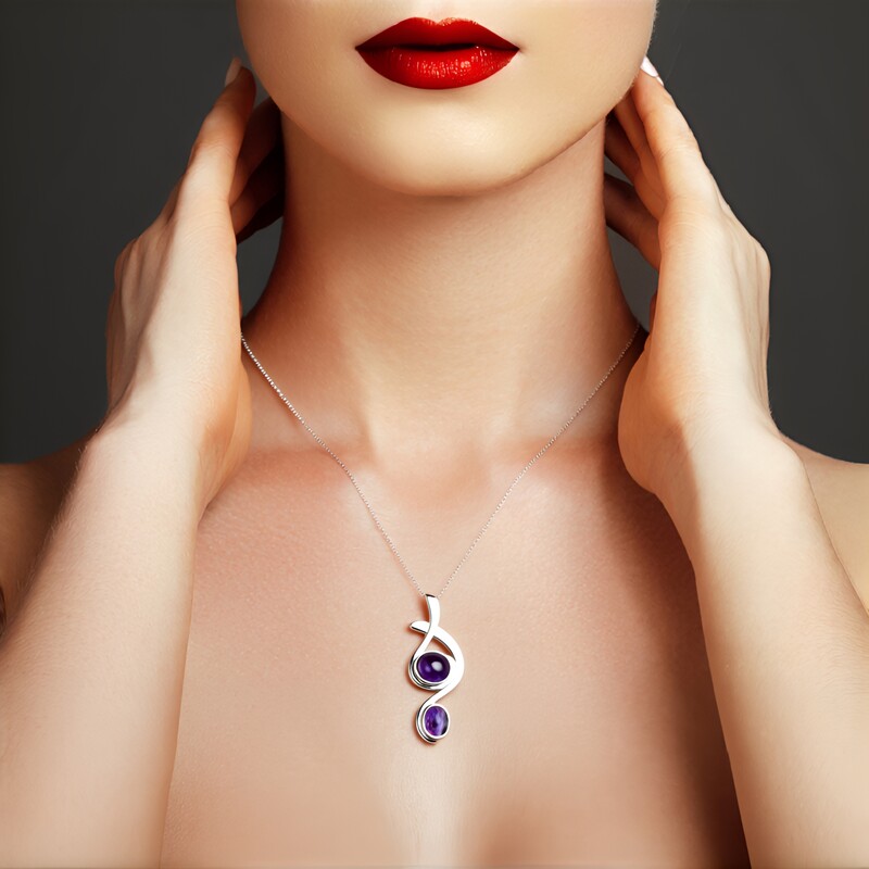 Ciondolo in argento con Charoite
