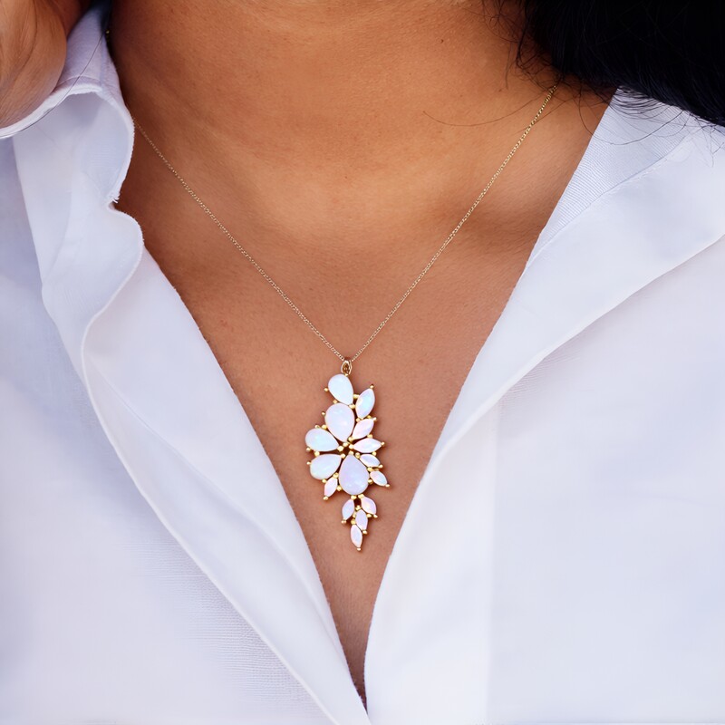 Australischer Opal-Silberanhänger