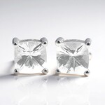 Orecchini in argento con Danburite