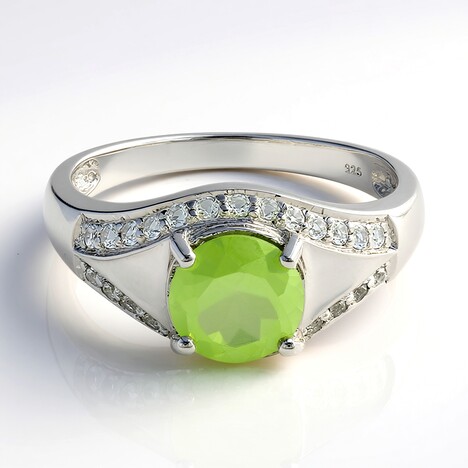 Anello da uomo in argento con Prehnite