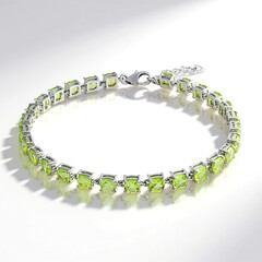 Bracelet en argent et Péridot de Birmanie