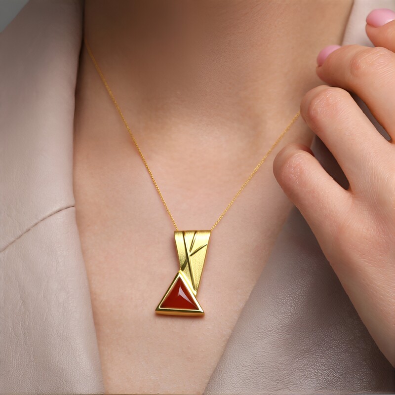 Colgante en plata con Calcedonia naranja (MONOSONO COLLECTION)