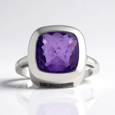 Zilveren ring met een Pastelpaarse Kwarts (MONOSONO COLLECTION)