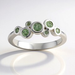 Anello in argento con Zaffiro Verde di Tuléar 