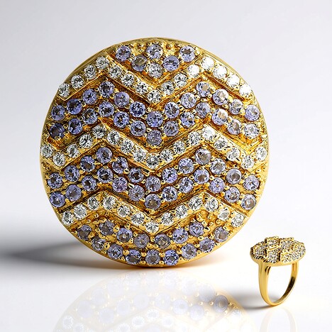 Anello in oro con Tanzanite (Adela Gold)