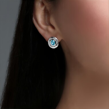 Pendientes en plata con Zircón de Ratanak Kirí (SAELOCANA)