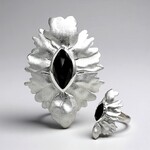 Anello in argento con Onice Nero (MONOSONO COLLECTION)