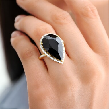 Anillo en oro con Cuprita (AMAYANI)