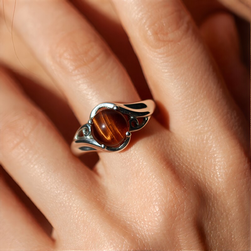 Rotes Tigerauge-Silberring