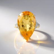 Anillo en oro con Citrino de Madeira