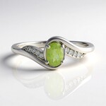 Anello in argento con Sfene