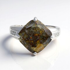 Anello in argento con Quarzo Dinosauro