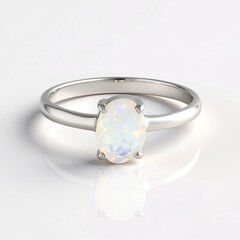 Anello in argento con Opale di Welo