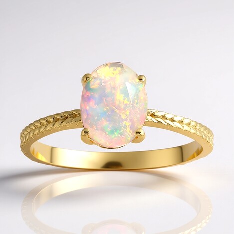 Anello in oro con Opale di Welo AAA