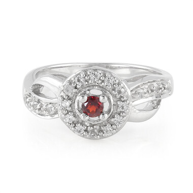 Anillo en plata con Granate de Mozambique