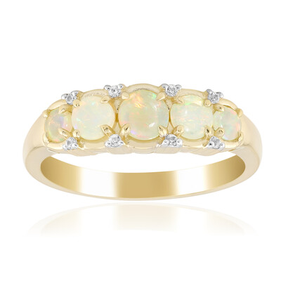 Gouden ring met een Coober Pedy opaal