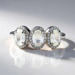 Anello in argento con Zaffiro Bianco