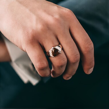 Anello da uomo in argento con Ossidiana Mogano