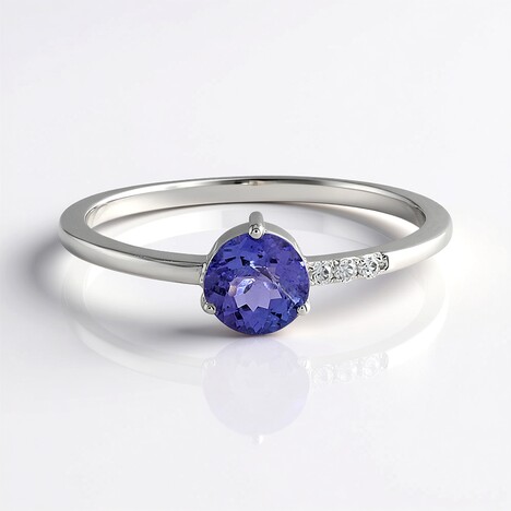 Anello in argento con Tanzanite