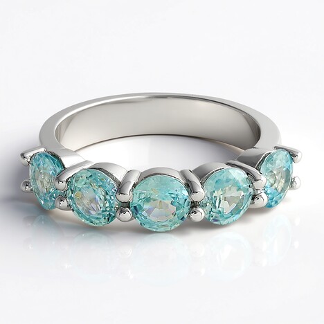 Anello in argento con Zircone Ratanakiri