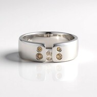 Anello in argento con Diamante Champagne I2 (de Melo Essence)